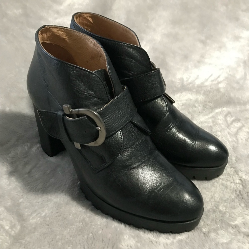 Eric Michael Black Leather Buckle Ankle Bootie Chunky Block Heel Size 40 US 9